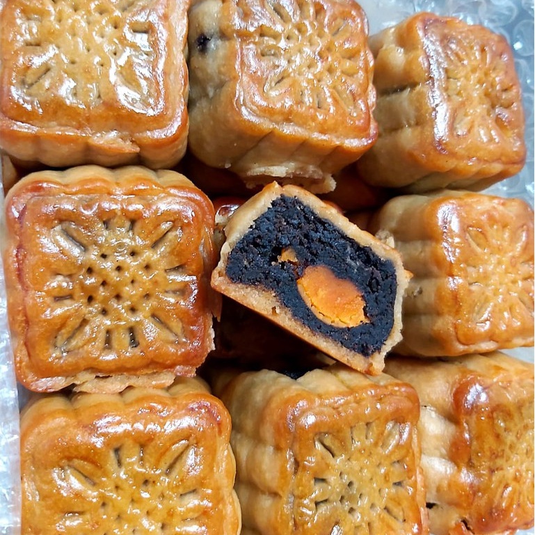 MOONCAKE / TONG TJU PIA / KUE BULAN HOMEMADE