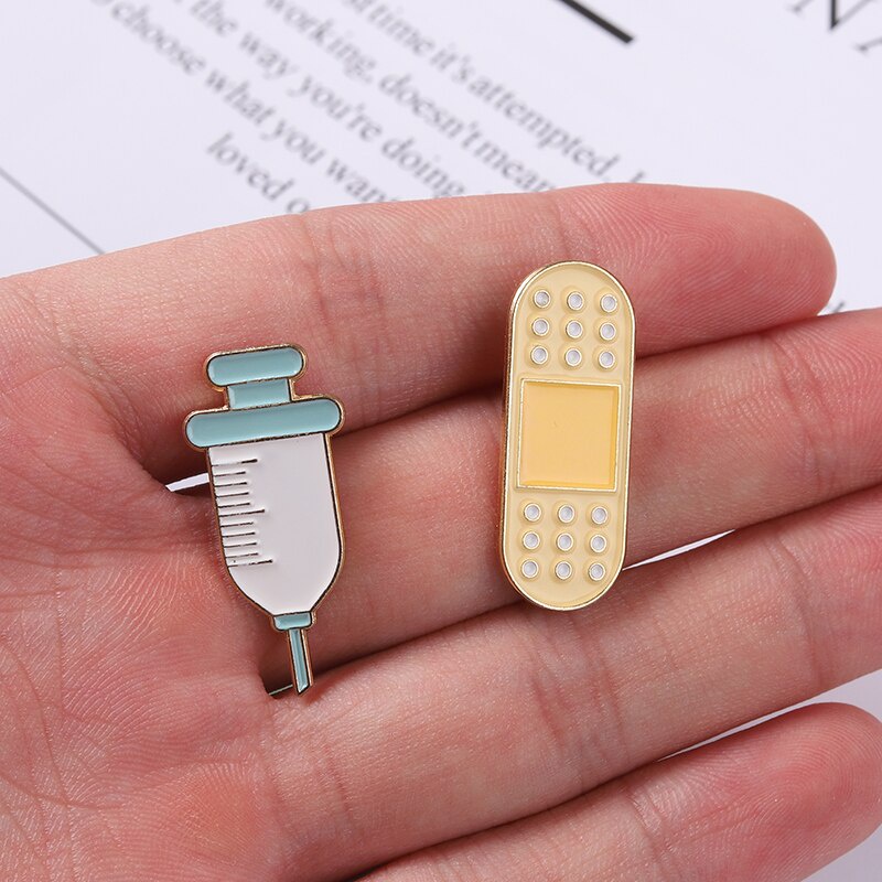 Bandage Syringe Enamel Pins Medical Brooches Nurse Doctor Metal Badges Shirt Lapel Bag Jewelry Gift for Kids Friends