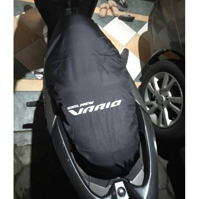 Sarung Jok motor Vario 160 150 125 Bahan Waterproof Tebal