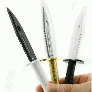 

PROMO Pulpen Berbentuk Pisau