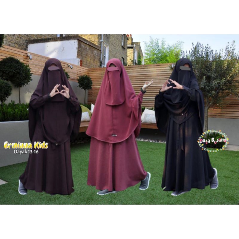 Set gamis anak "Erminna kids" by. Duta Busana motif dayak