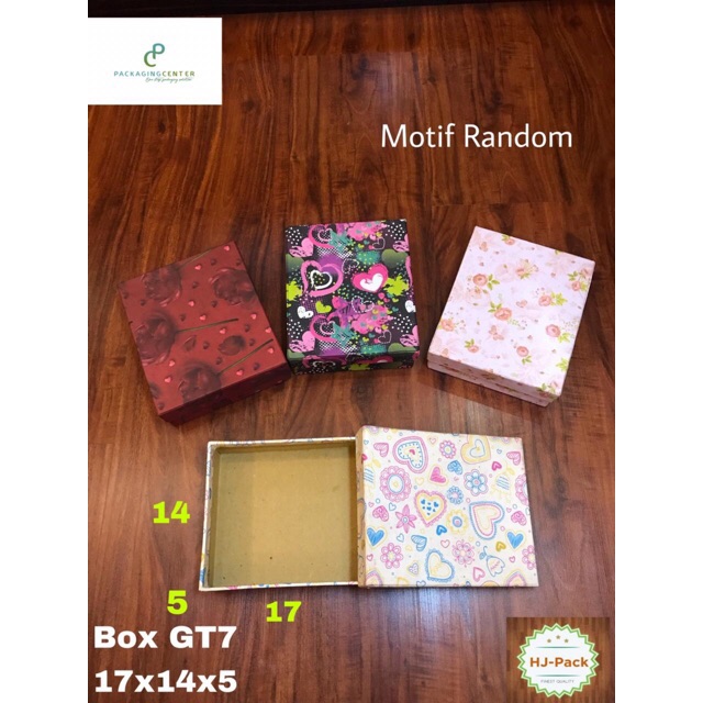 

Souvenir Box 17x14x5 Kotak Kado Gift Box Motif Dompet