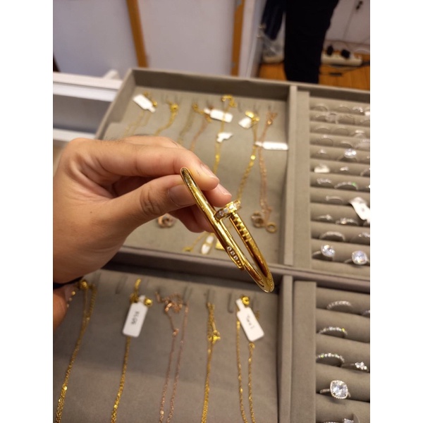 GELANG CARTIER PAKU