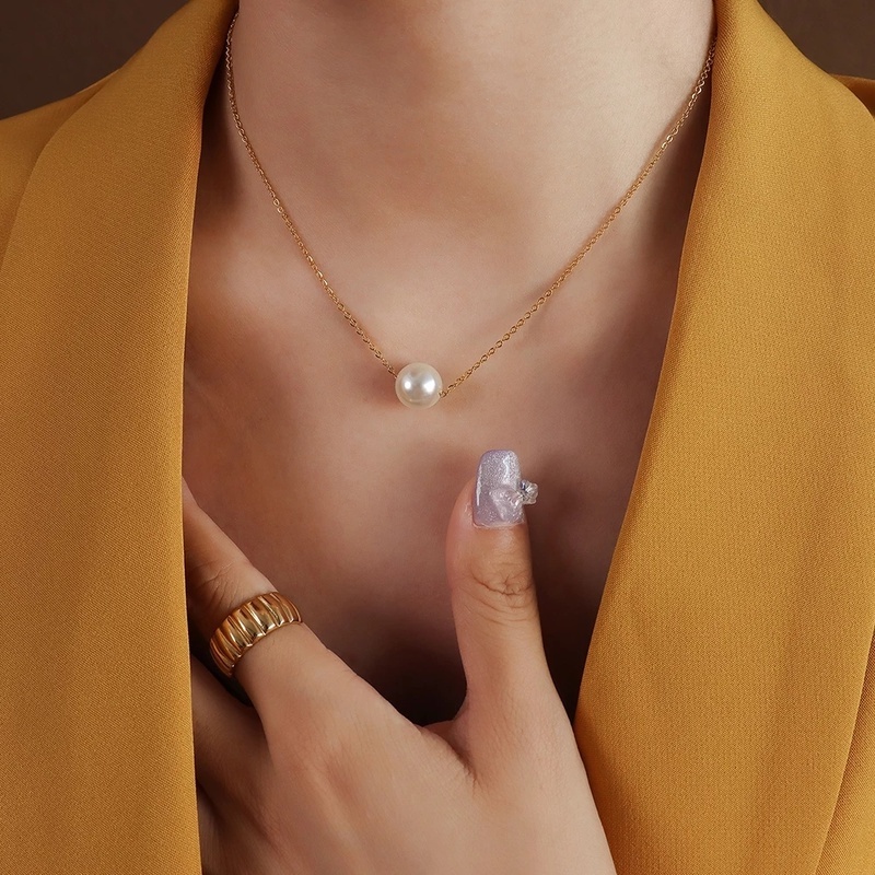 [Featured] Women Simple Pearl Pendant Necklace / Ladies Fashion Charm Necklaces / Elegant Clavicle Necklace