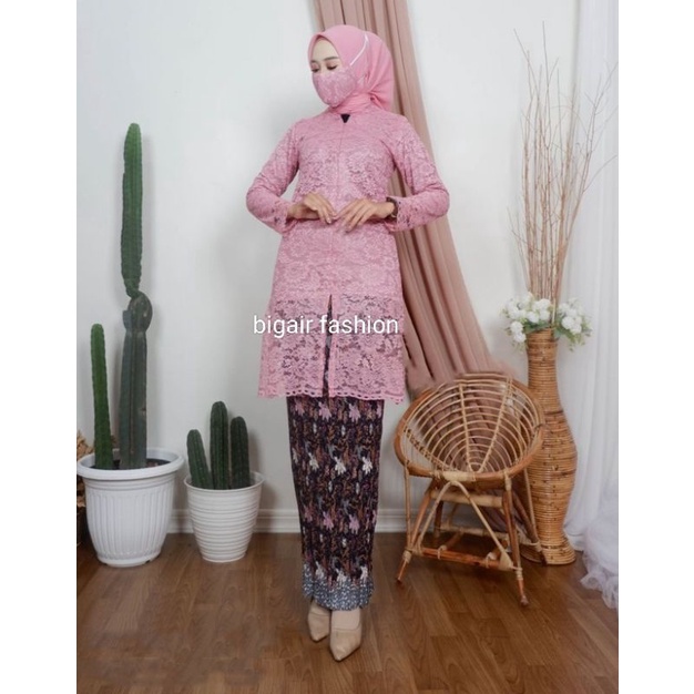 KEBAYA TUNIK BRUKAT MODERN SETELAN KEBAYA TUNIK BRUKAT RESLETING DEPAN KEBAYA TUNIK BRUKAT KEKINIAN KEBAYA TUNIK PESTA KEBAYA WISUDA KEBAYA LAMARAN BY BA