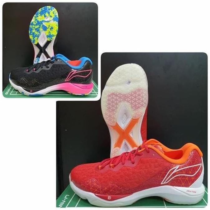 DISKON LINING DAGGER II SE AYZQ 007 SEPATU BADMINTON LINING ORIGINAL