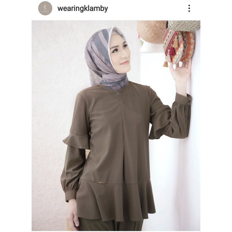 Dandelion Knit Wearing Klamby Storm uk S (New)