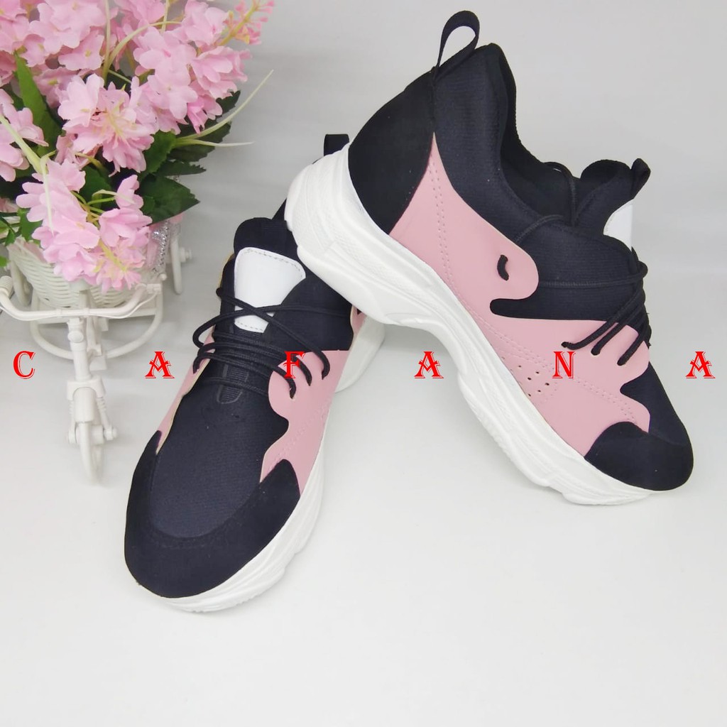 Sepatu Sneakers Wanita Cesya SDS331