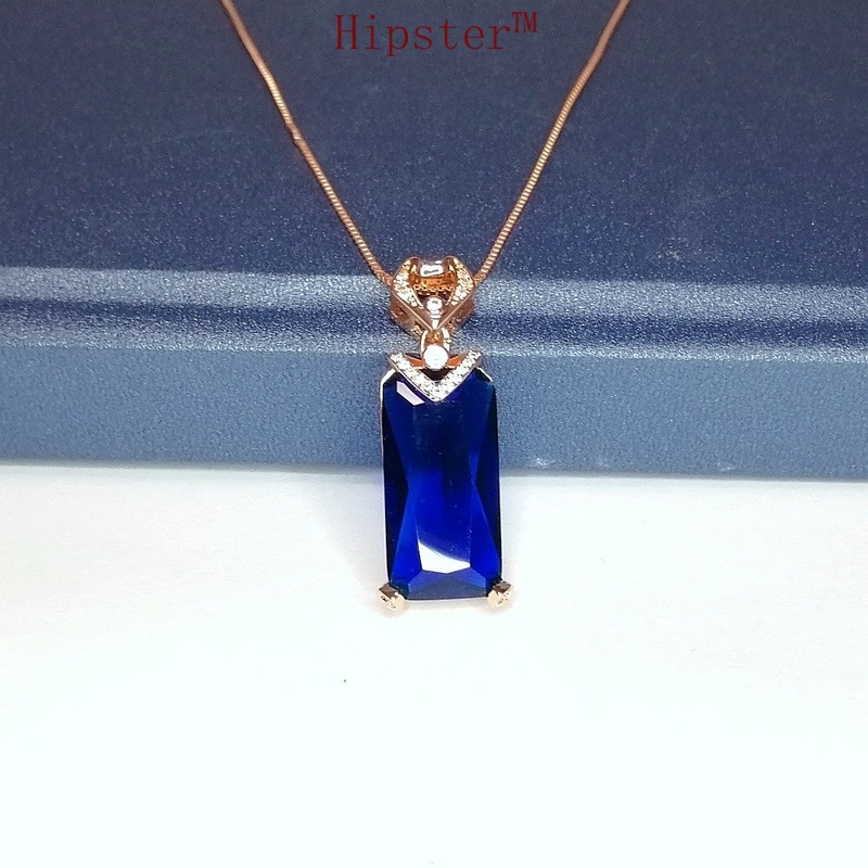 Retro Affordable Luxury Diamond-Embedded Fashion Temperament Blue Crystal Pendant Clavicle Chain