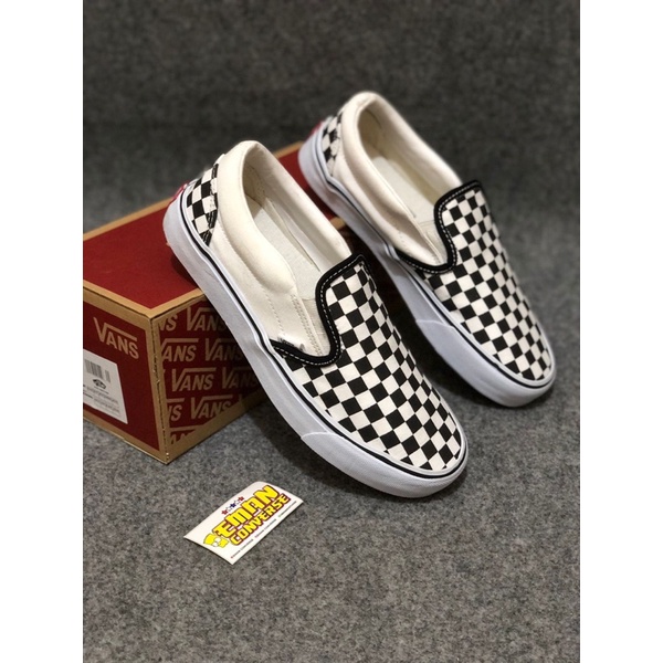 SEPATU SLIP ON CHEKERBOARD CLASIC CATUR MADE IN CHINA WAFFLE DT