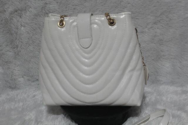 TAS IMPORT SLING BAG WANITA KOREA ORIGINAL WHITE LOVE