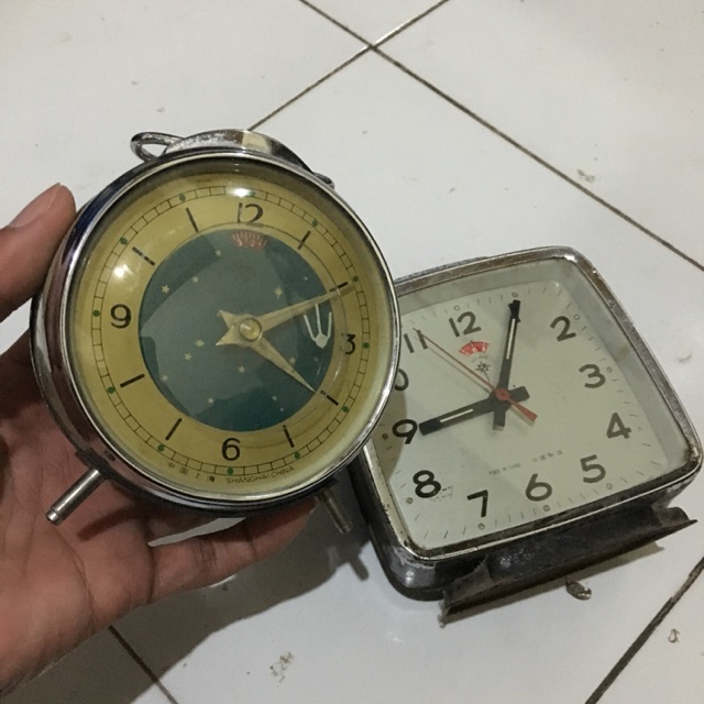 Jam Weker Jadul