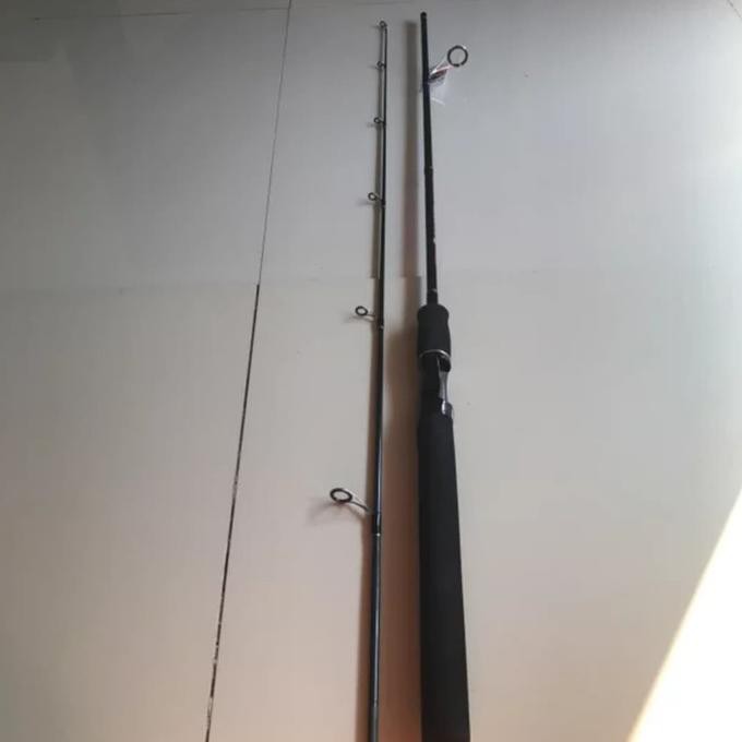 Joran Maguro Black Bird 180 Cm