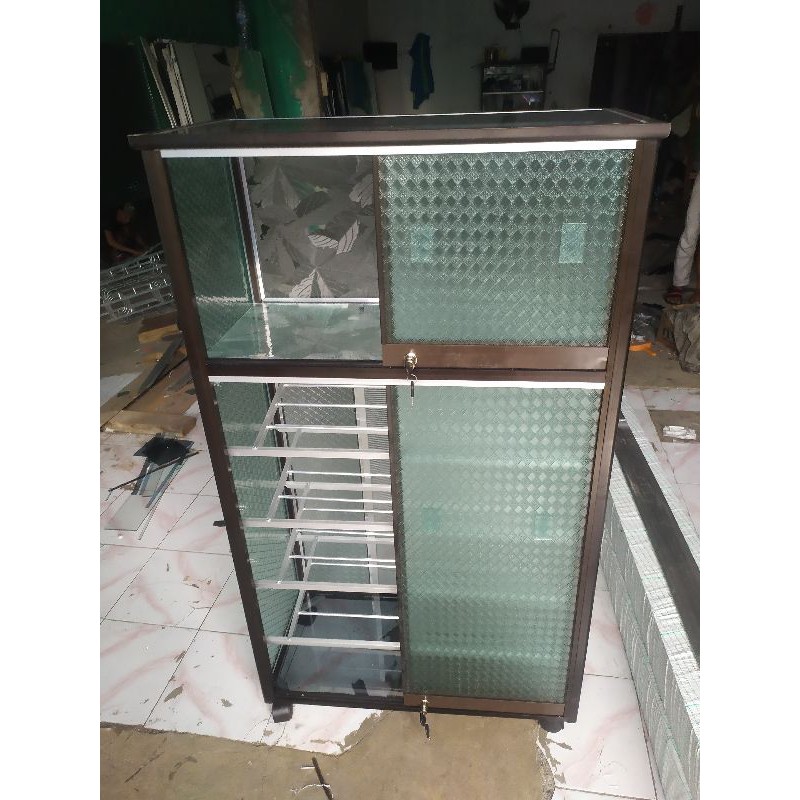 rak sepatu kaca dan helm pintu sleding