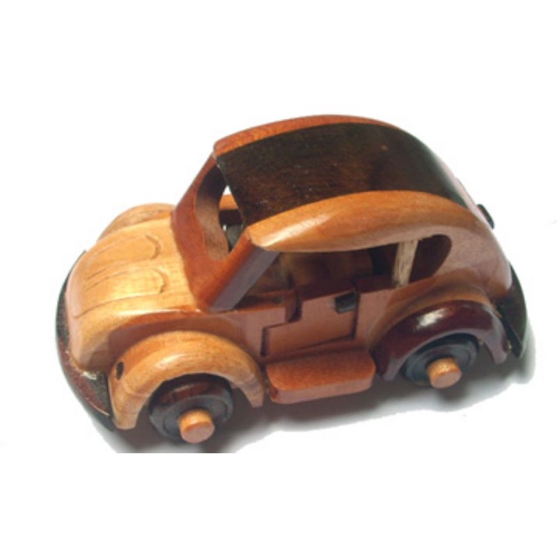 Miniatur mobil kodok dari kayu cocok untuk hiasan rumah