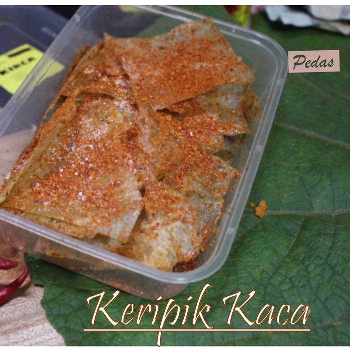 BISA COD MAKANAN VIRAL RINGAN CAMILAN PEDAS DAUN JERUK KERIPIK KACA KRIPCA KEMASAN BOX 100GRAM