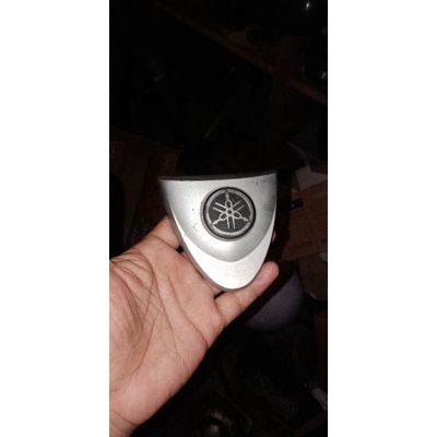 emblem dasi fiz/vega lama