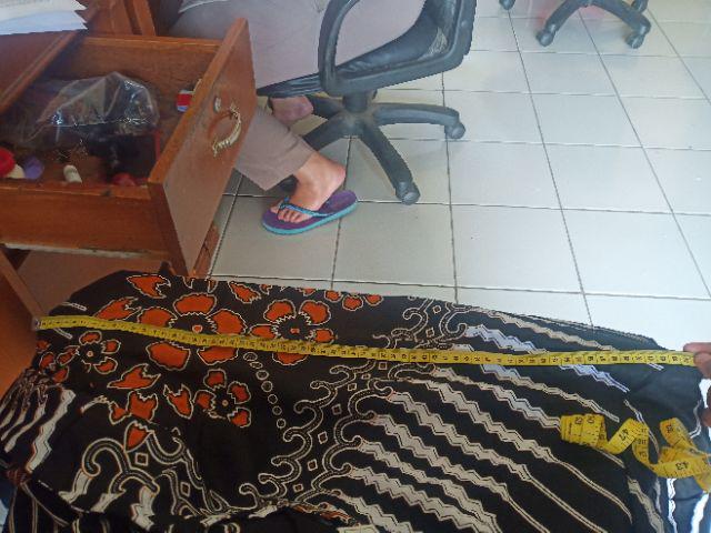 Maura Couple - Sania Ruffle Batik Couple Jumbo Ori Ndoro Jowi Dnt Garansi Termurah Shopee - Solo 4.8