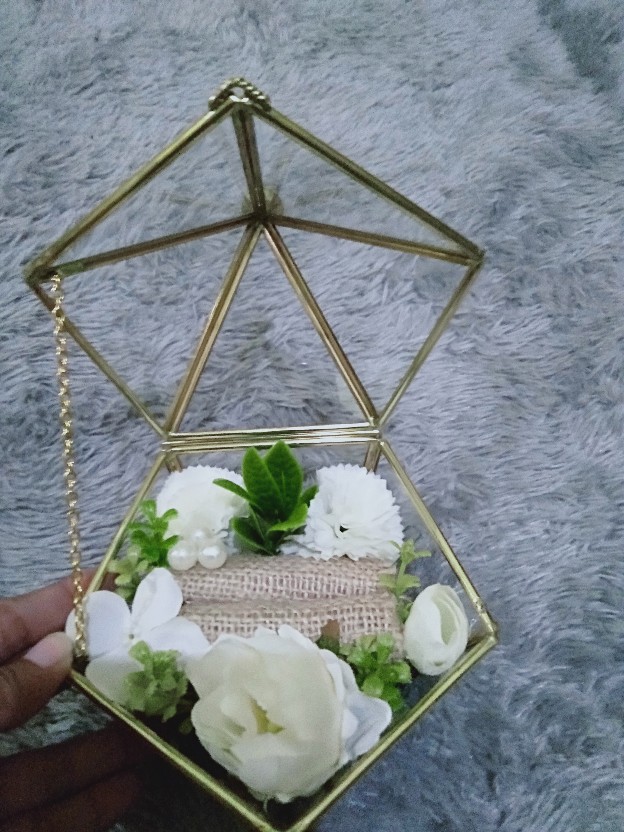 Ring Bearer Tempat Cincin Kaca Terarium