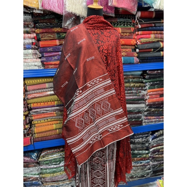 Sutera Hongkong benang kilat langsung dari Partonun Sutra Hongkong merah Songket Sadum semi Sutera Tenun Siantar Songket Batak songket Tenun Songket motif sadum songket