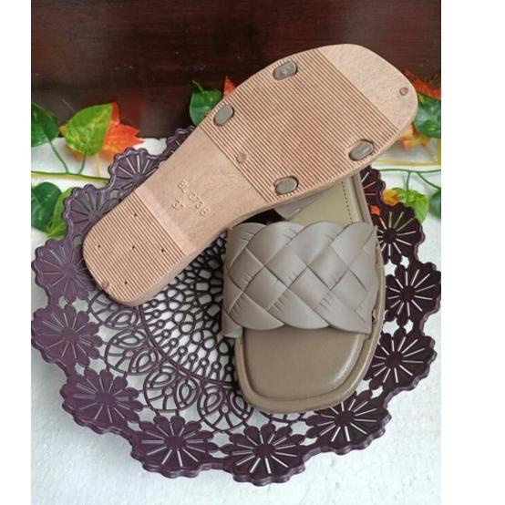 ( GISEL) Sandal BOLONI slop wanita/sandal fashion/sandal santai {ASM.25Au22ᴹ}