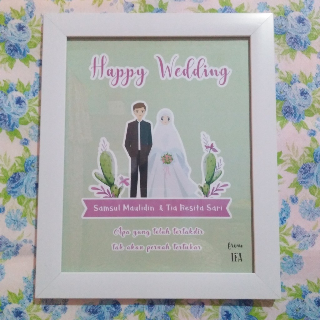 

CUSTOM DESAIN KADO WISUDA/ KADO ANNIVERSARY/ KADO WEDDING /KADO ULANG TAHUN/ KADO CUSTOM