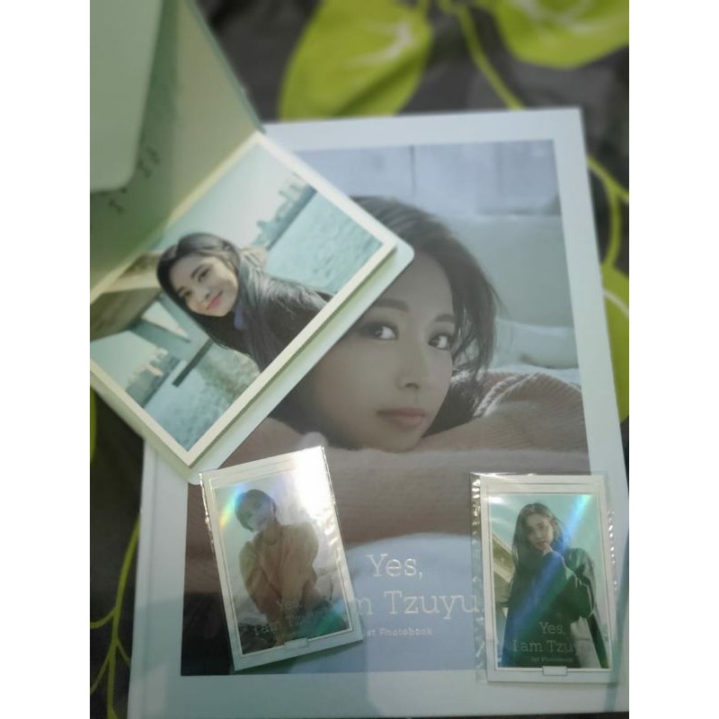 1st Photobook Tzuyu Fullset Unsealed