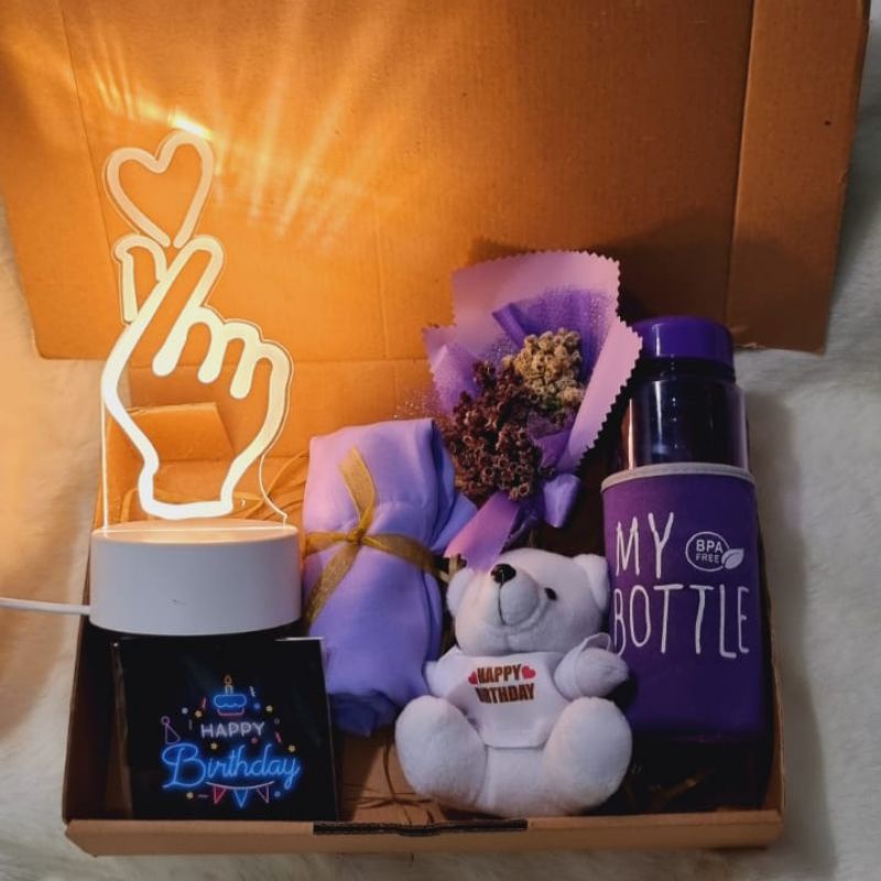 

Hampers Custom Ultah/Wisuda/kado cewek