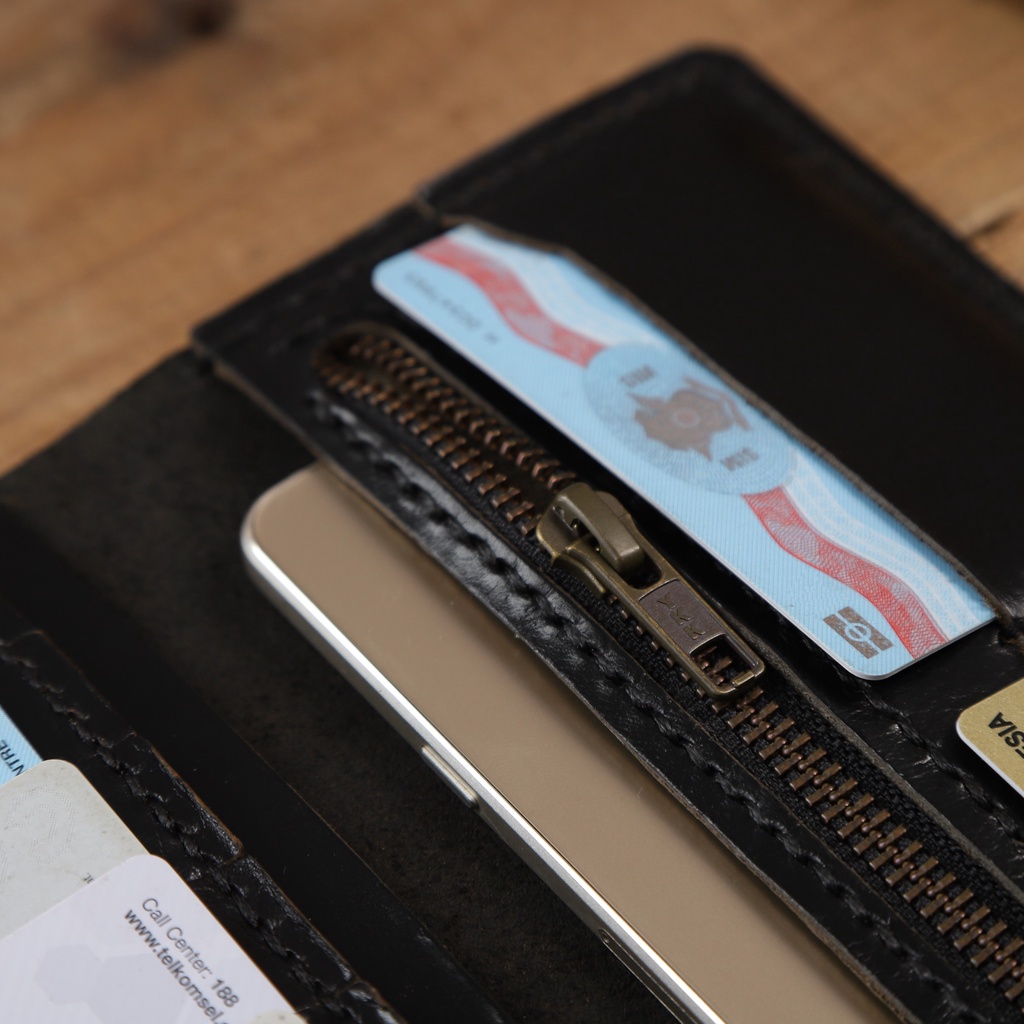 Dompet Panjang Kulit Asli Pull Up Seri AERON Warna Hitam - Leather Phone Wallet