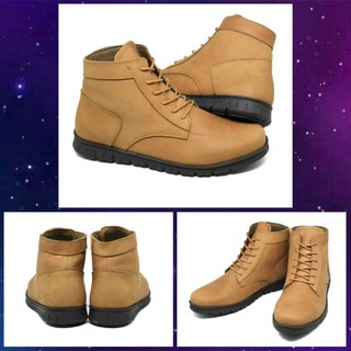 Sepatu Boots Kulit  Leather Shoes  Sepatu Travelling Sepatu 