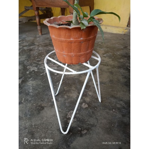 bisa COD standing pot besi, penyangga pot tanaman