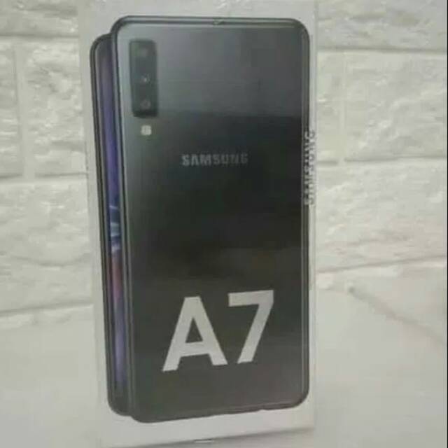 Samsung Galaxy A7 2018 Ram 6 GB Rom 128 GB Grs Resmi Sein Samsung Indonesia 1 Tahun
