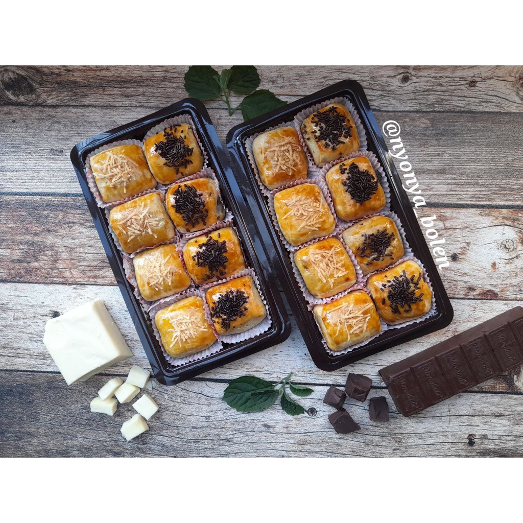 

Bolen Pisang Mix Coklat Keju