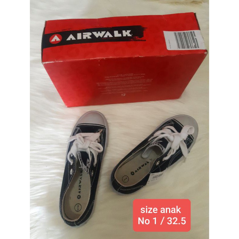 Sepatu Airwalk anak anak no 32.5 by Air Walk