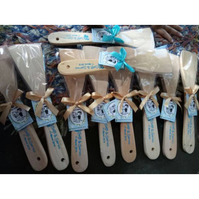 Souvenir Suvenir Sodet Kayu Murah Unik Bagus Cantik Custom Sablon Nikah Wedding Plastik Promosi
