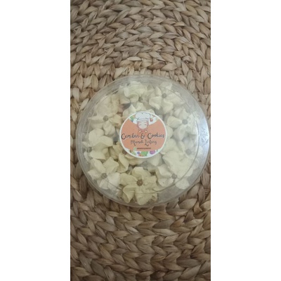 

kue sagu keju