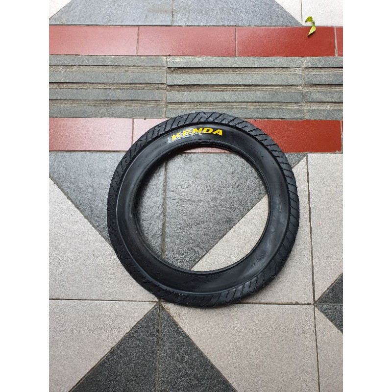 Ban Luar Sepeda 18x3.0 Kenda