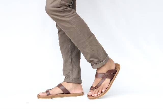 READY STOCK - Sandal Kasual Sandal Jepit Sandal Kulit Sandal Pria Sandal Import Sandal Slop Cevany