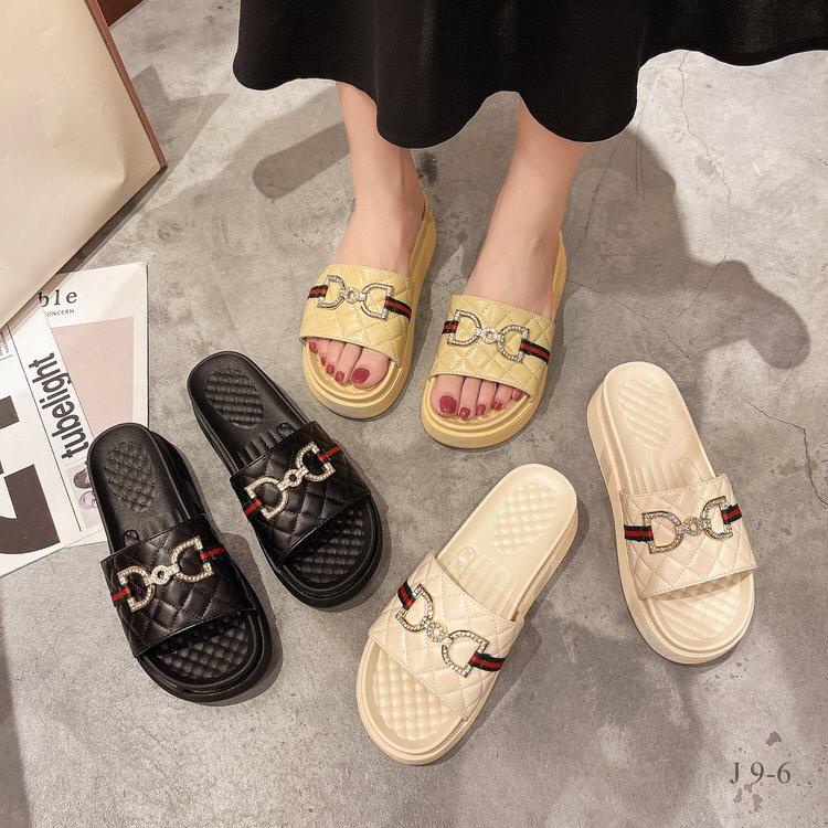 SANDAL SLOP WANITA LEANDRA 9-6