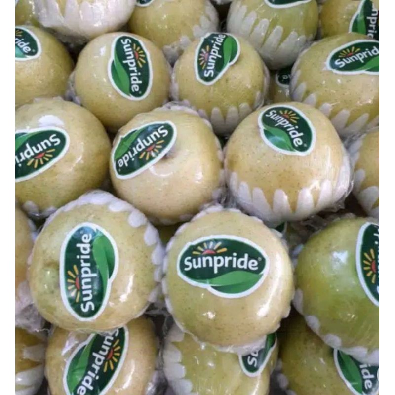 

Pear golden sunpride