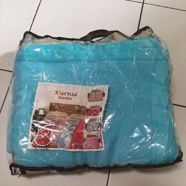 Selimut Polos Kurnia Uk 160x200