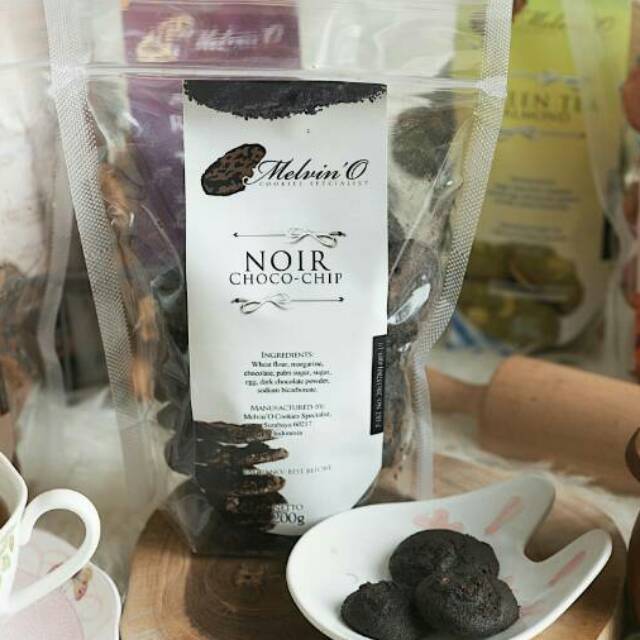 

Noir Choco Cookies - Kue Kering Dark Chocolate