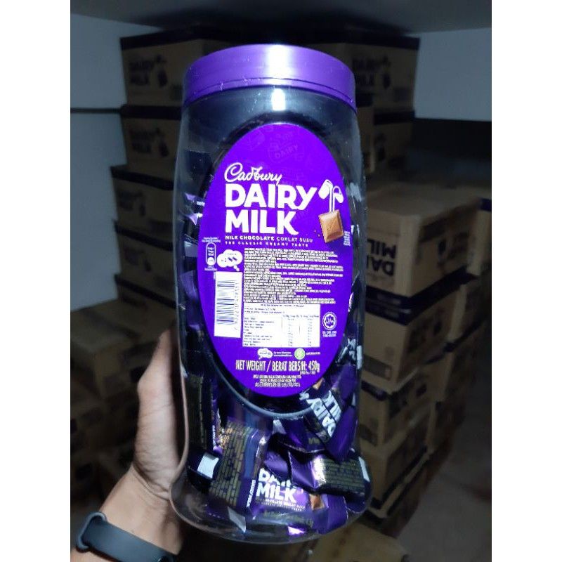 

DAIRY MILK cadbury ori