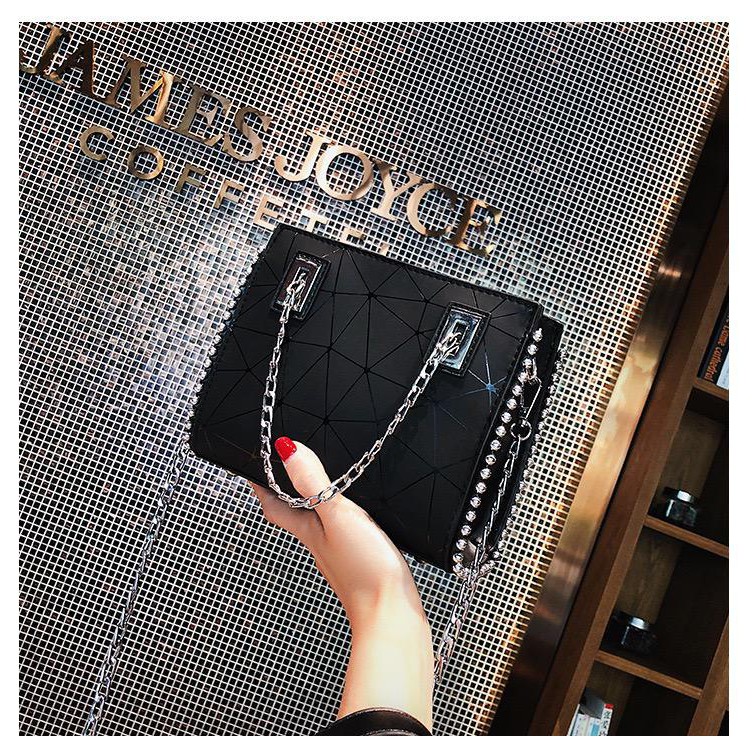 201441 Tas Selempang Wanita Import Slingbag Cewek Impor (1 KG MUAT 2) CR7246 JT01747 BQ2350 EL5590