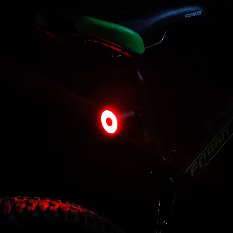 Enfitnix XLite 100 Lampu Sepeda Smart LED Taillight Saddle Seatpost Mount with Plate Bracket