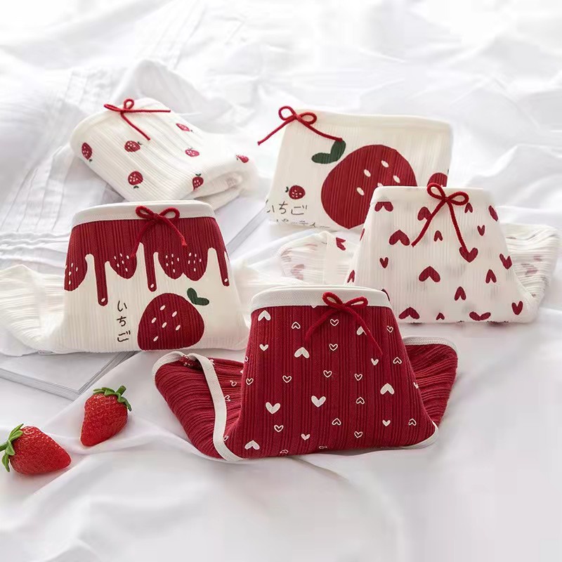 Celana Dalam Wanita Pita Motif Strawberry Fashion Jepang Mid Waist Briefs