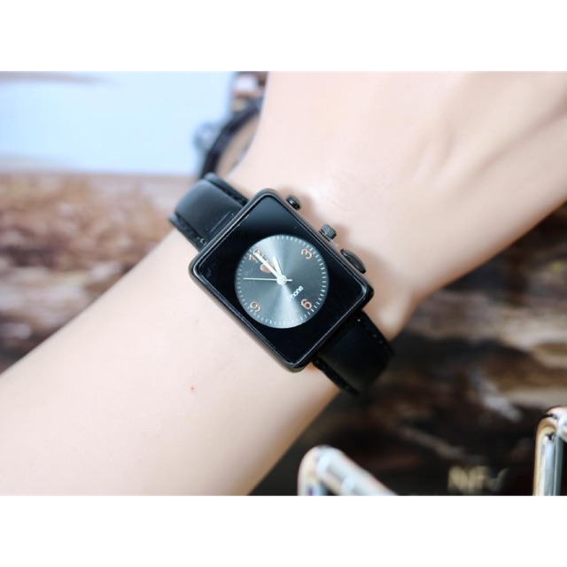 Jam tangan wanita Iphone led jarum leatheer