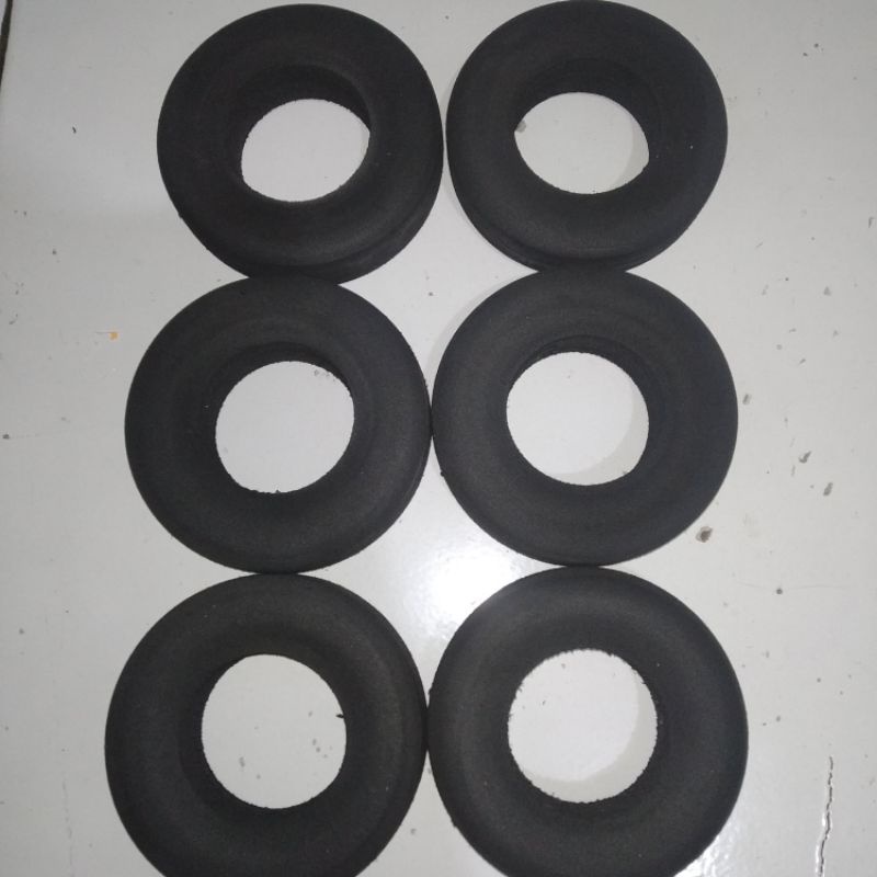 Ban miniatur truk canter skala 12 Velg Diameter 40 Mm ban diameter -+70- 72cm