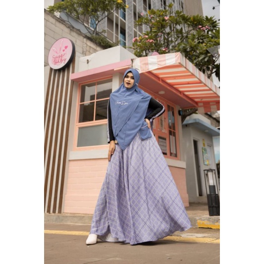 Adila Syari by Viendra