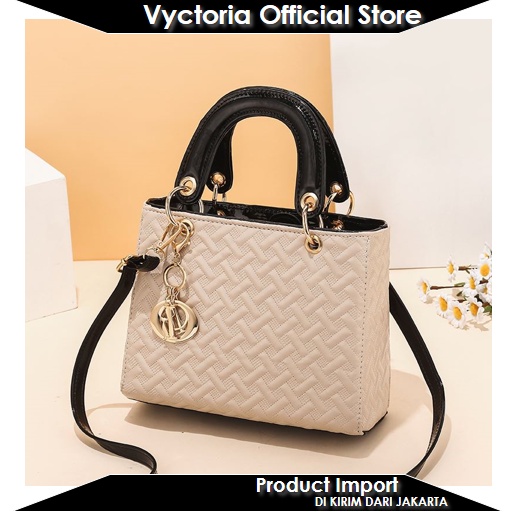 (COD) Vyctoria VOS11361 Tas Selempang Wanita Fashion Import Grosir Promo JT11361 BQ3110 GT1842 LT1895 CR7644 EL5845 CR7644 11361 3110 1842 7644 1895 5845